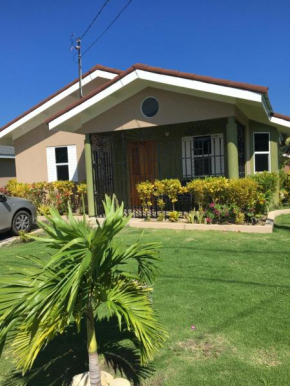 Fay Hideaway